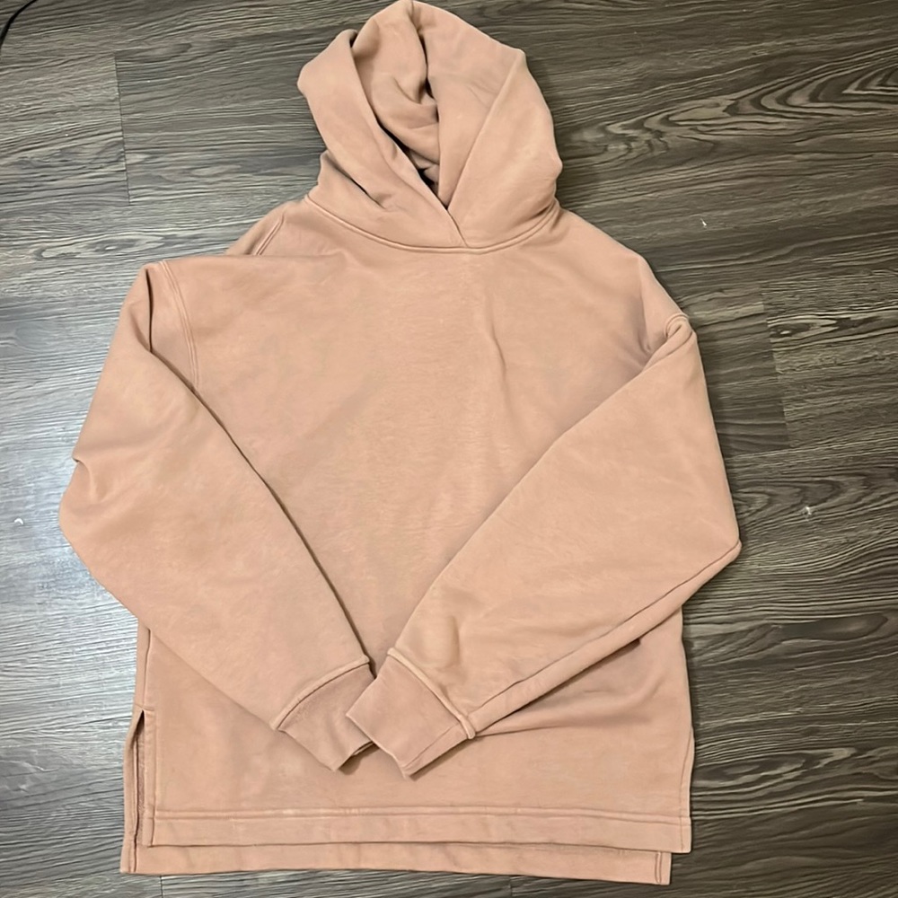 uniqlo hoodie